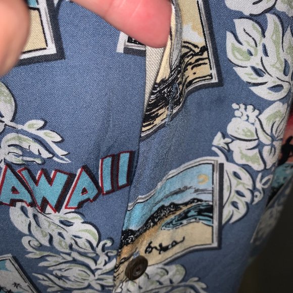 51) Pineapple Connection Hawaiian Shirt - Size Medium - Picture 5 of 5